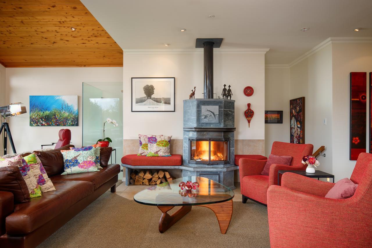 Chalet Eiger Таупо Экстерьер фото